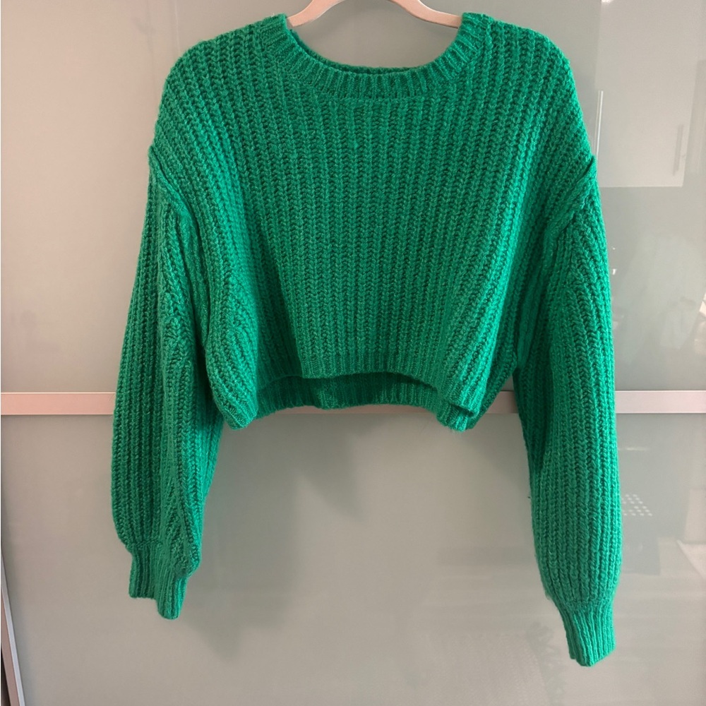 Zara Vibrant Green Crew Neck Cropped Sweater